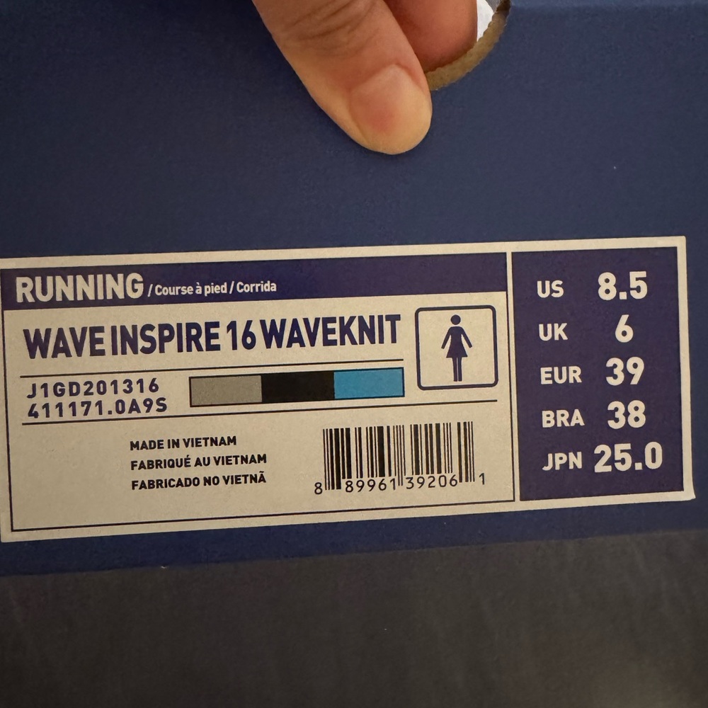 Mizuno Wave Inspire 16 size 8.5- Gray and - Picture 4 of 5